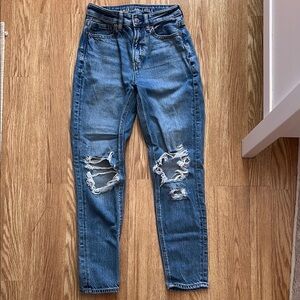 American Eagle ripped Jeans